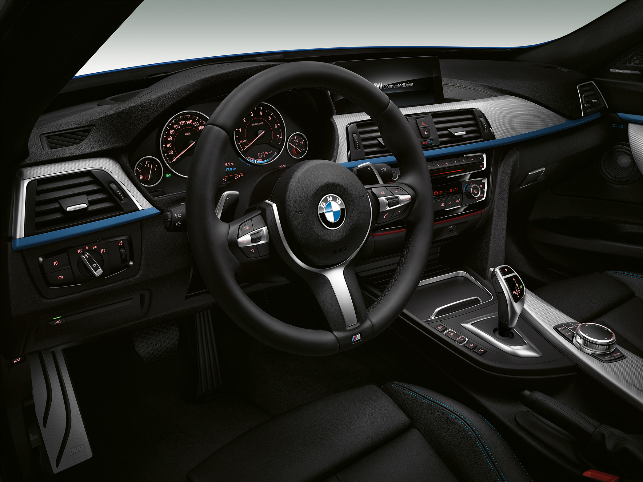 BMW Серия 3 Гран Туризмо, кокпит BMW Серия 3 Гран Туризмо, кокпит