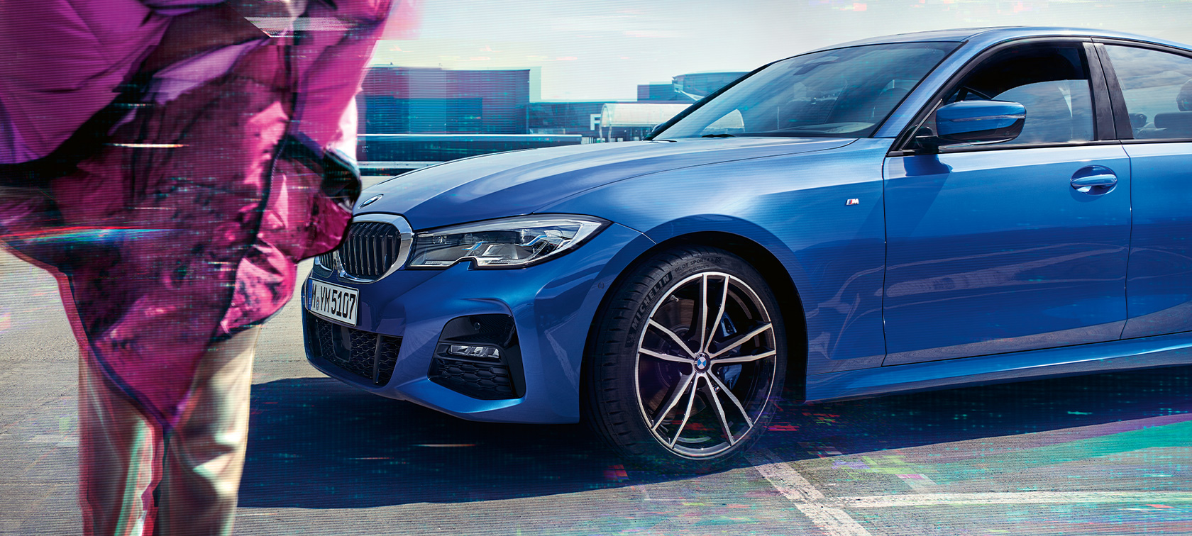 Асистиращи системи свързаност BMW Серия 3 Седан BMW Серия 3 Седан BMW 330i асистиращи системи свързаност