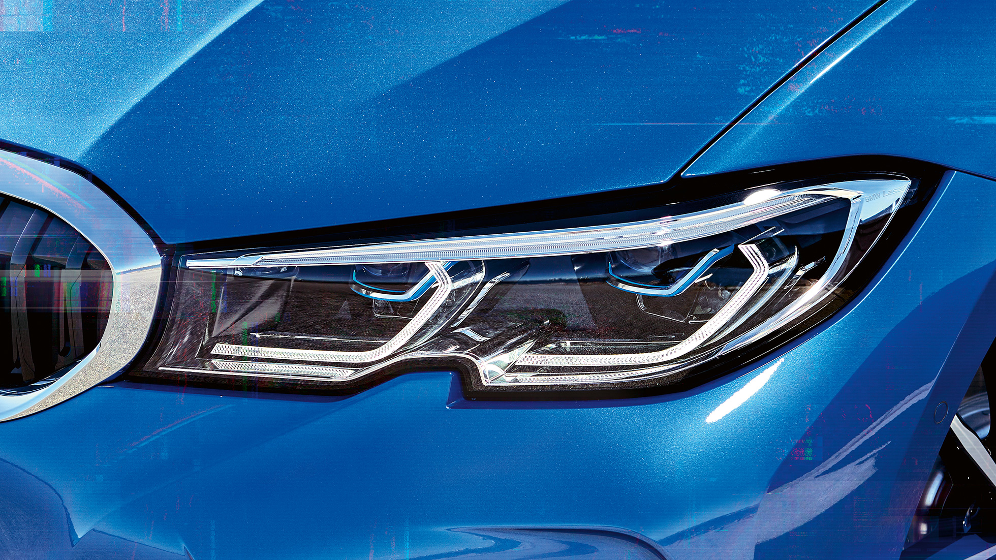 BMW Серия 3 Седан, BMW Лазерни светлини. Страничен изглед отблизо на десен фар с BMW Лазерни светлини.