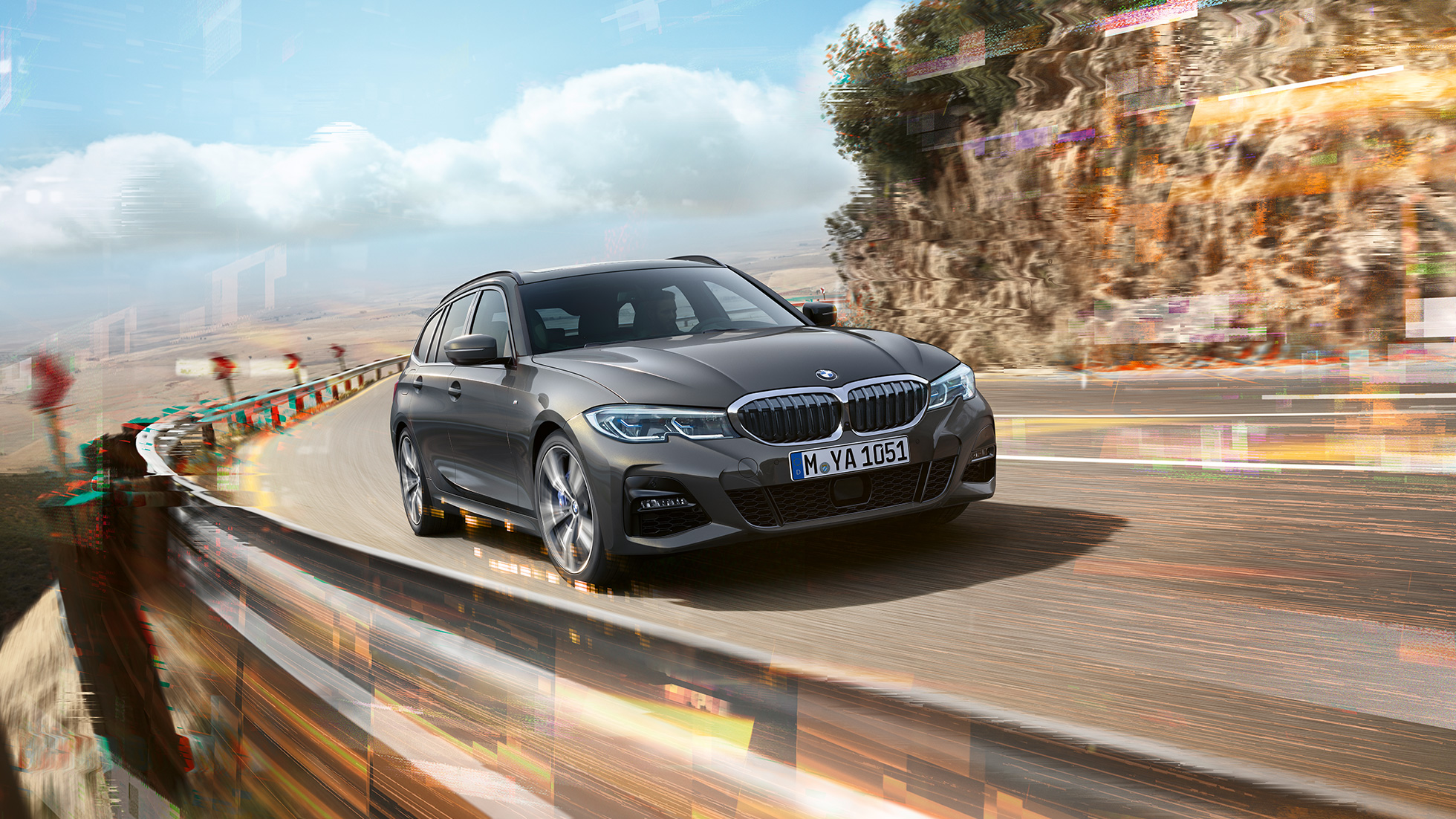 BMW Серия 3 Туринг, три четвърти снимка отпред, дизайн BMW Серия 3 Туринг, три четвърти снимка отпред в движение на мост в провинцията