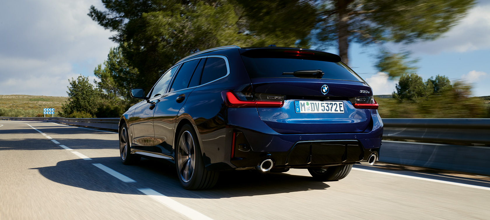 BMW Серия 3 Туринг LCI G21 външен дизайн видео BMW Серия 3 Туринг LCI G21 външен дизайн видео