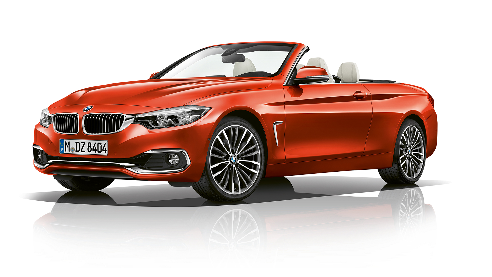 BMW Серия 4 Кабриолет, Модел Luxury Line, три четвърти снимка отпред BMW Серия 4 Кабриолет, Модел Luxury Line, три четвърти снимка отпред