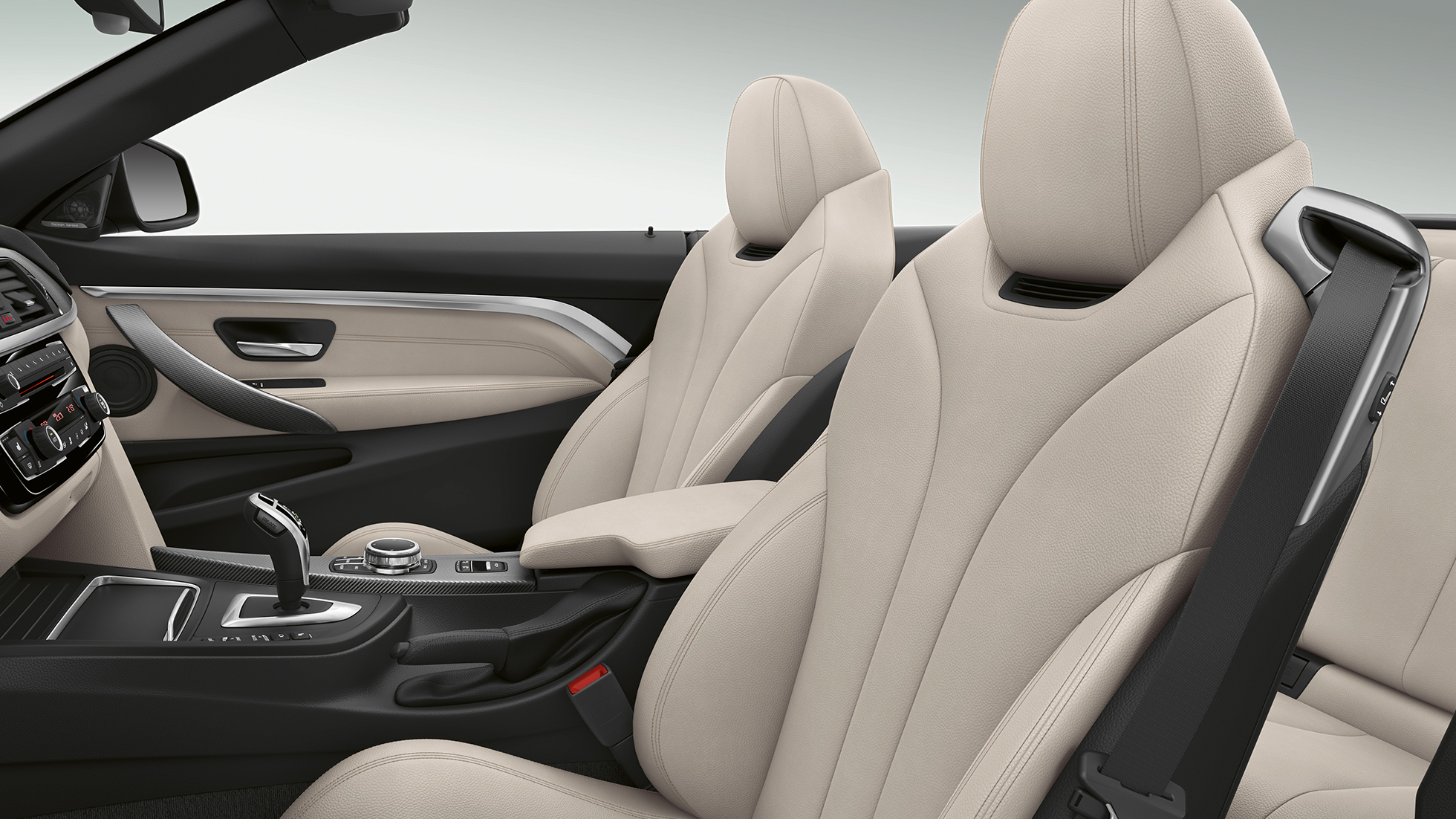 BMW Серия 4 Кабриолет Модел Luxury Line кокпит BMW Серия 4 Кабриолет Модел Luxury Line кокпит