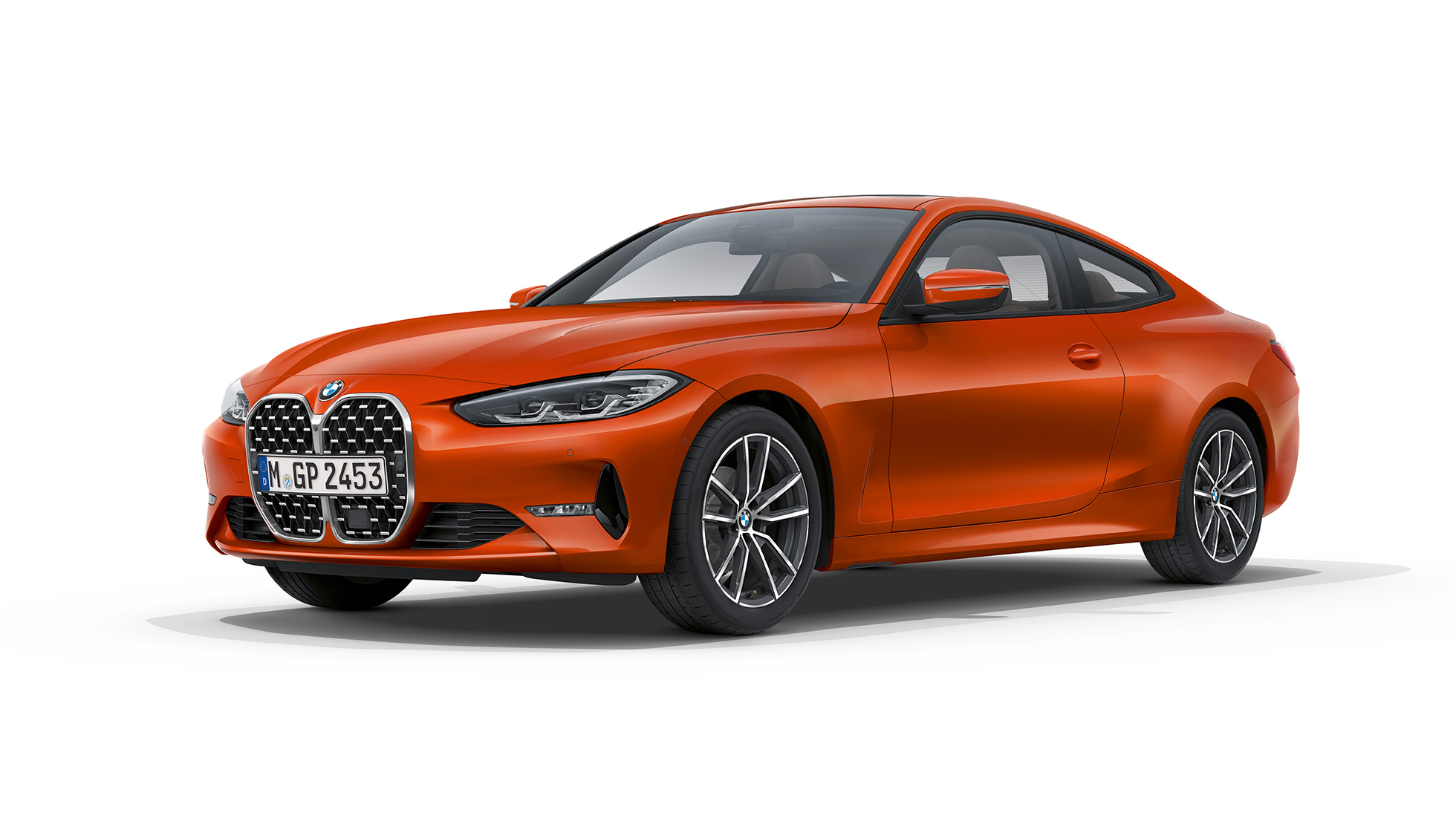 Три четвърти изглед отпред BMW Серия 4 Купе базово оборудване G22 2020 BMW Серия 4 Купе G22 2020 базово оборудване Sunset Orange metallic три четвърти изглед отпред