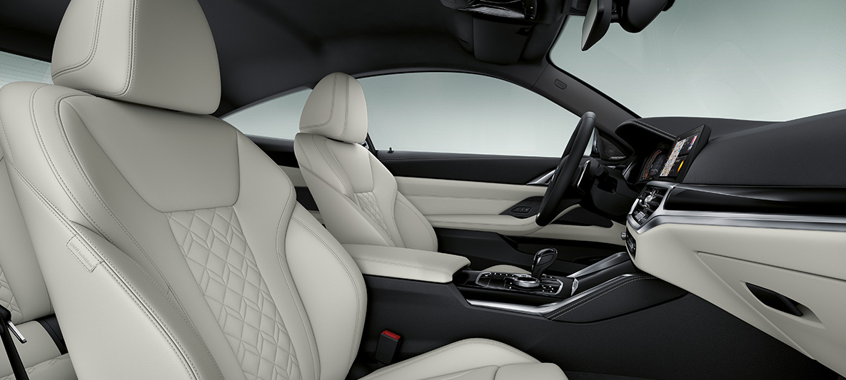 Кожено оборудване Ivory White BMW Серия 4 Купе Individual G22 2020 Разширено кожено оборудване BMW Individual 'Merino' Ivory White BMW Серия 4 Купе Individual G22 2020