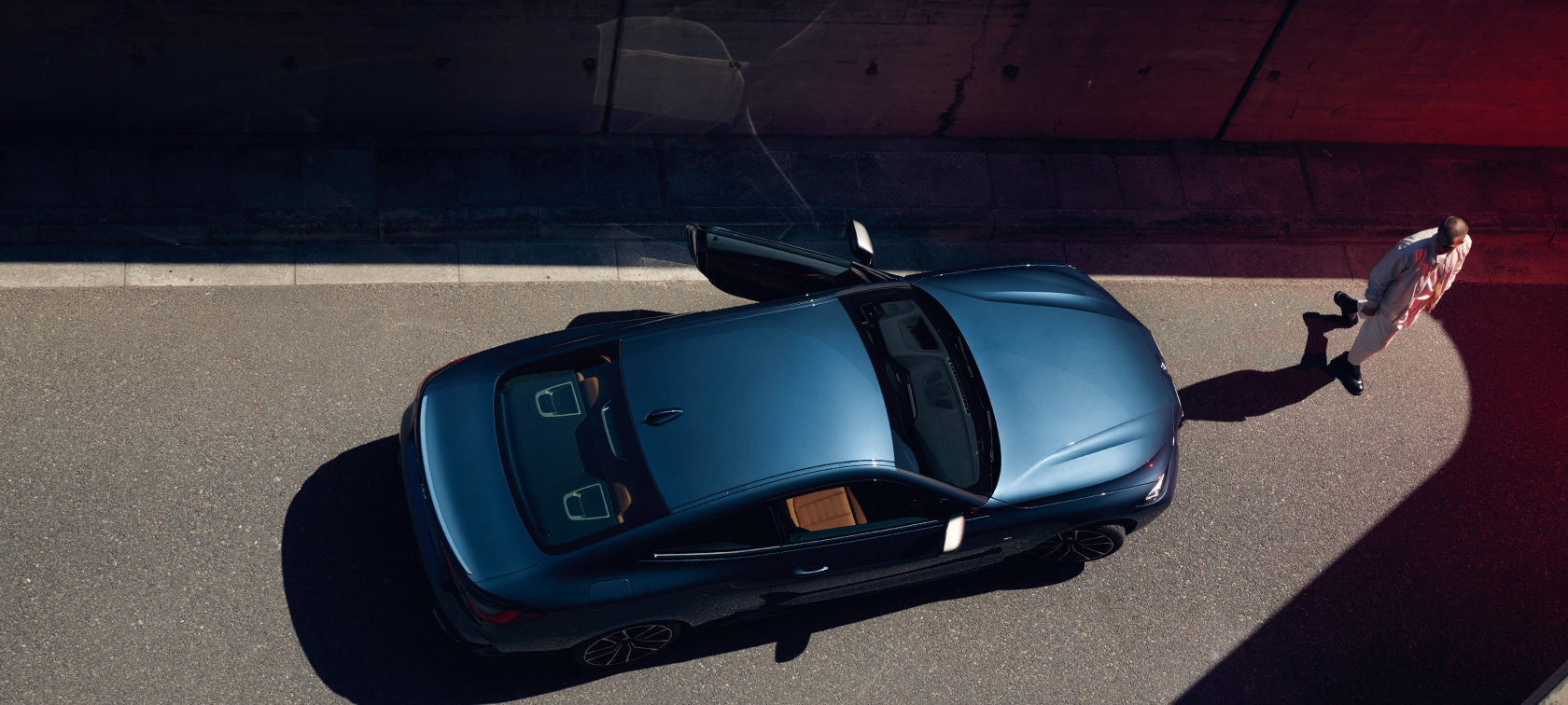 Изглед отгоре BMW Серия 4 Купе G22 2020 BMW Серия 4 Купе G22 2020 Arctic Race Blue metallic изглед отгоре с модел