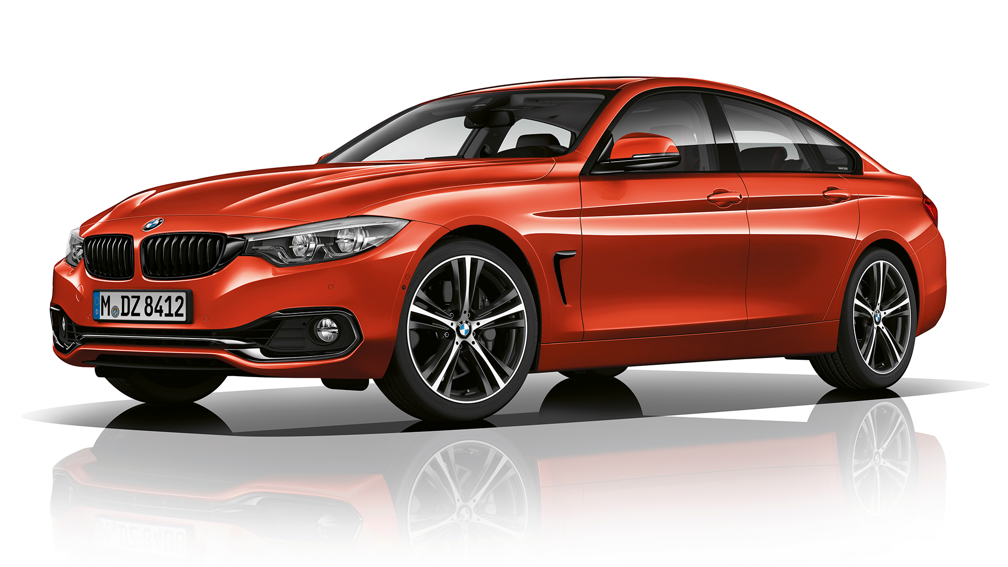 BMW Серия 4 Гран Купе, Модел Sport Line, три четвърти снимка отпред BMW Серия 4 Гран Купе, Модел Sport Line, три четвърти снимка отпред