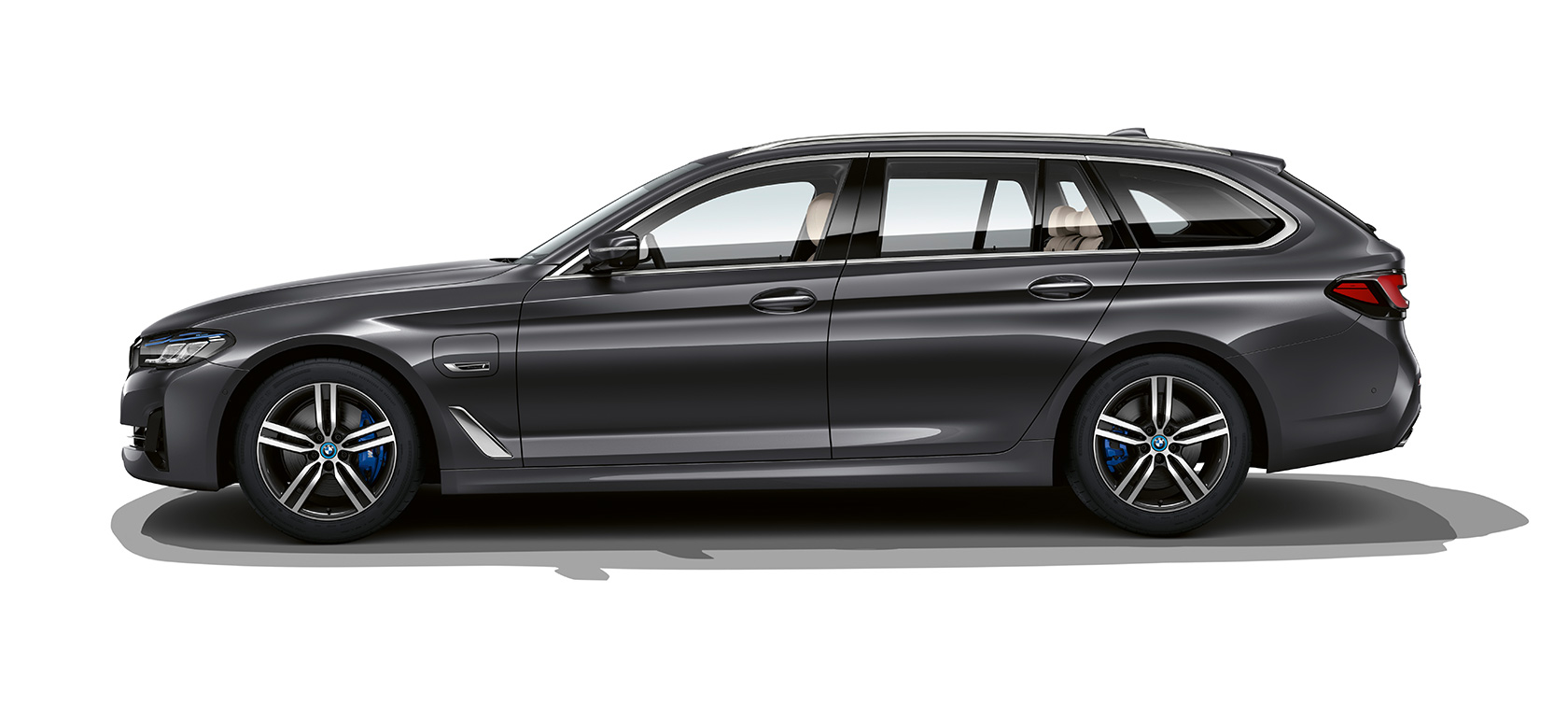 BMW Серия 5 Туринг G31 в покой BMW Серия 5 Туринг G31 фейслифт 2020 изглед отстрани в покой