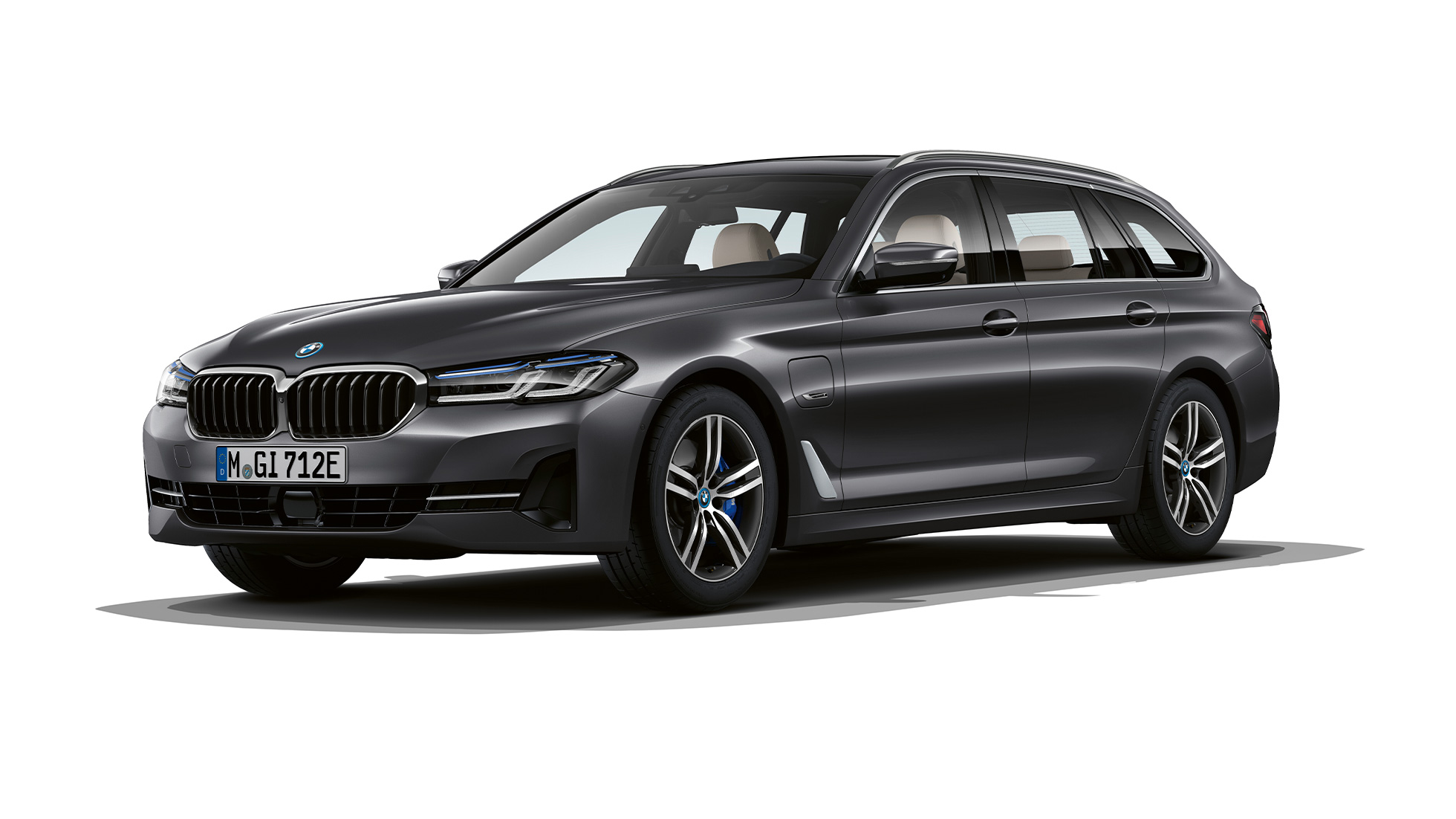 BMW Серия 5 Туринг G31 BMW Серия 5 Туринг 530i G31 2020 базово оборудване Sophisto Grey три четвърти изглед отпред
