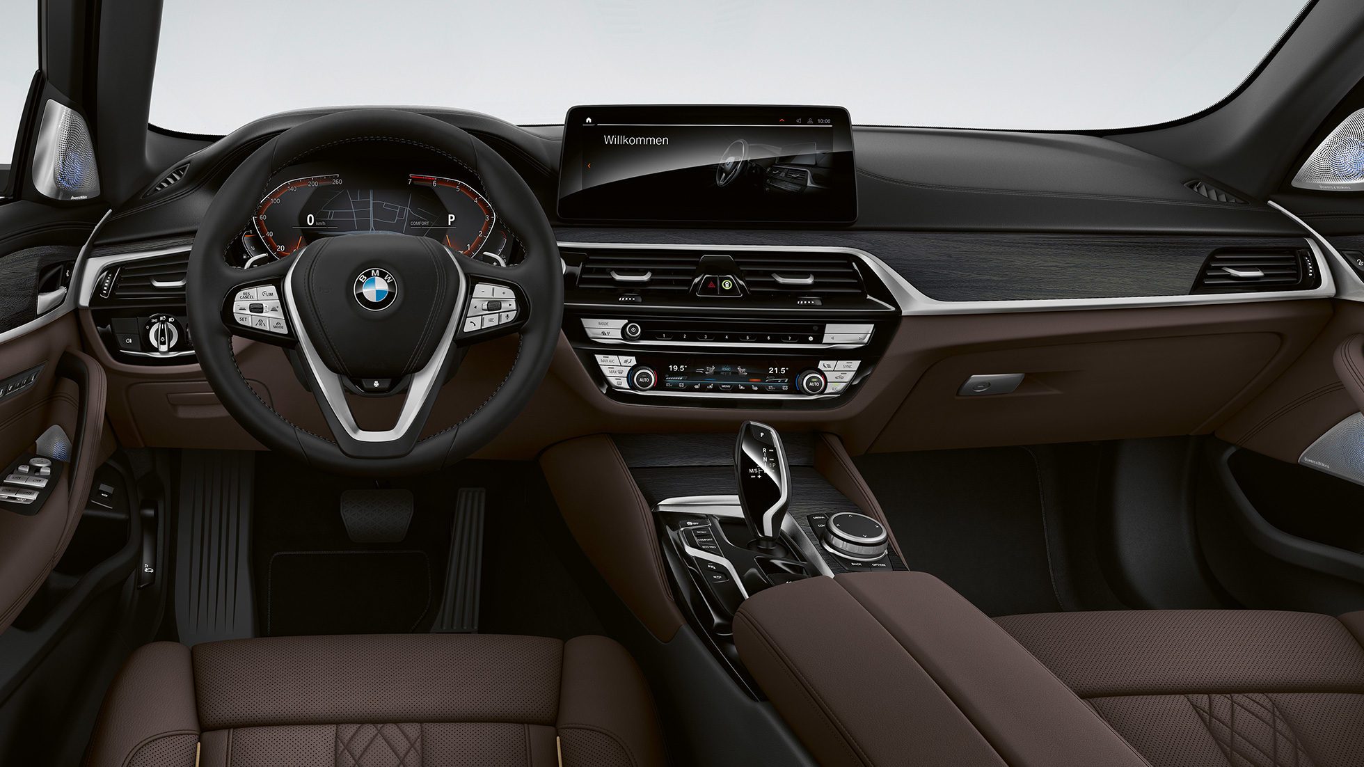 BMW Серия 5 Туринг G31 Luxury Line Кокпит BMW Серия 5 Туринг 530i G31 2020 Luxury Line ексклузивна кожена тапицерия 'Nappa' Mocha ексклузивен шев с кант в контрастен цвят интериор
