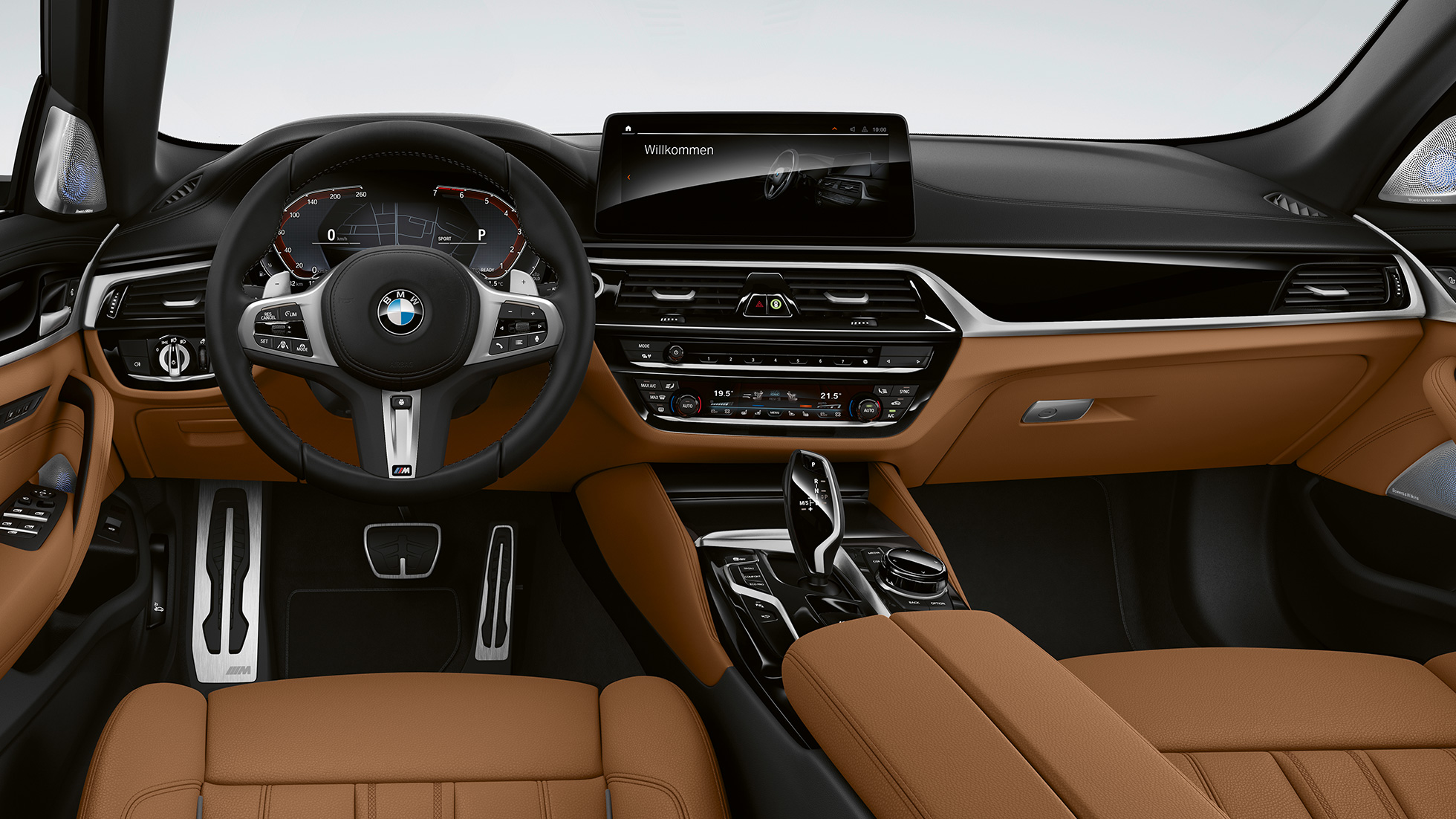 BMW Серия 5 Туринг G31 М Спортен пакет Кокпит BMW Серия 5 Туринг 530i G31 2020 М Спортен пакет кожена тапицерия 'Dakota' Cognac ексклузивен шев с кант в контрастен цвят интериор