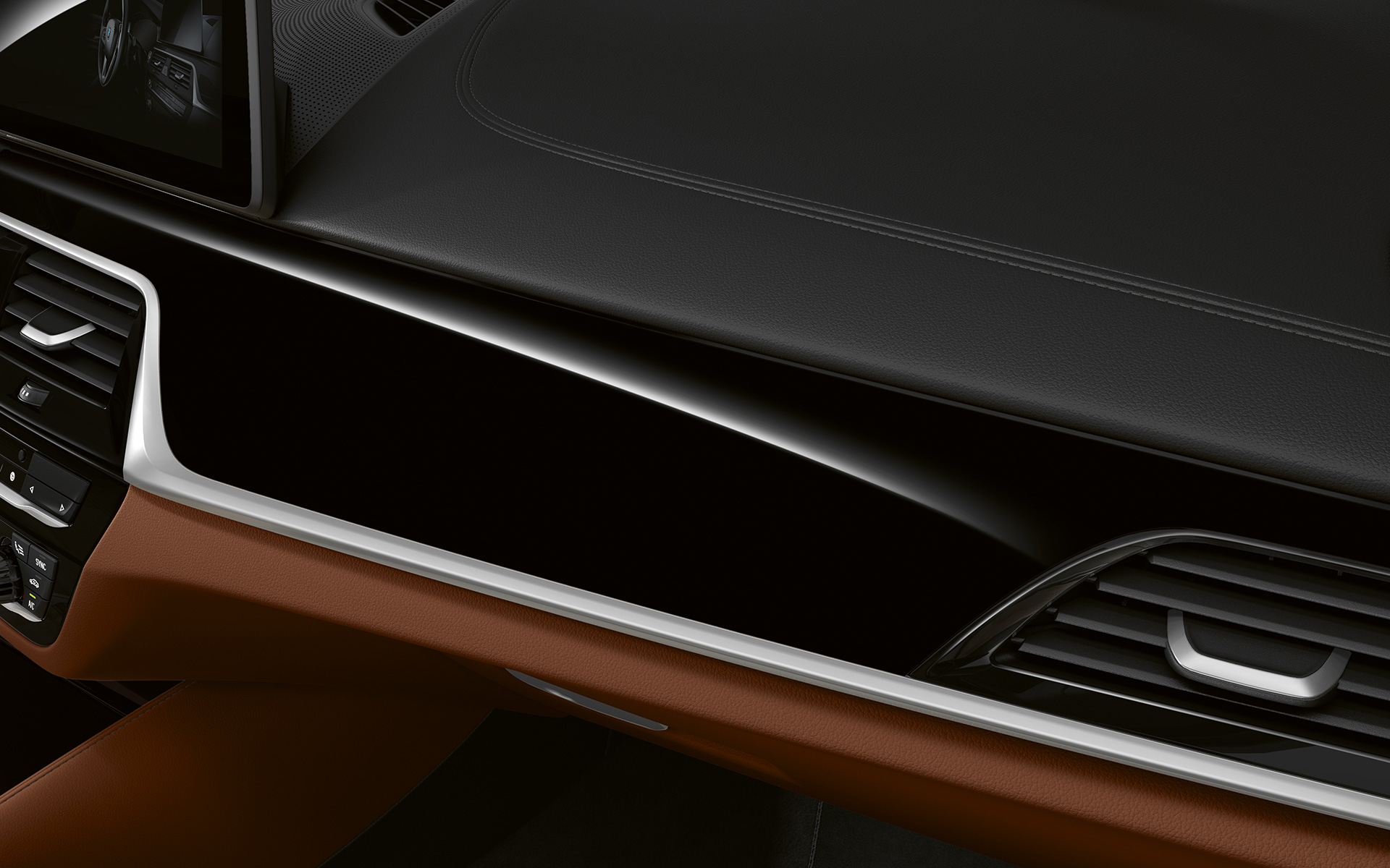 BMW Серия 5 Туринг G31 LCI кокпит детайли интериорни лайстни BMW Individual Piano finish Black BMW Серия 5 Туринг G31 фейслифт 2020 кокпит детайли интериорни лайстни BMW Individual Piano finish Black