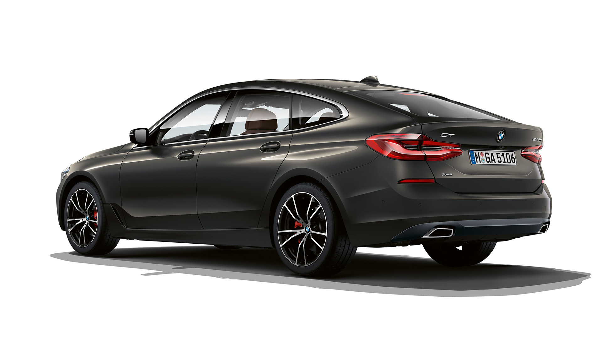 Задна част BMW Серия 6 Гран Туризмо Luxury Line G32 2020 BMW Серия 6 Гран Туризмо G32 640d xDrive 2020 Luxury Line Dravite Grey три четвърти изглед отзад