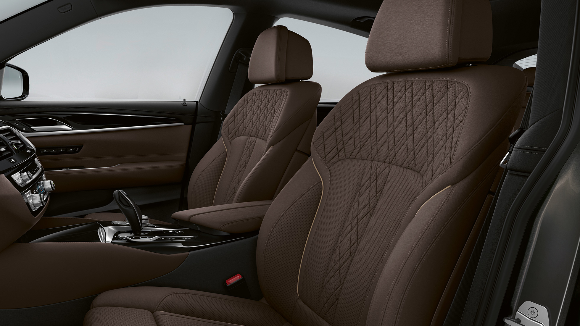Тапицерия BMW Серия 6 Гран Туризмо Luxury Line G32 2020 Ексклузивна кожена тапицерия ‘Nappa’ Mocha BMW Серия 6 Гран Туризмо G32 640d xDrive 2020 Luxury Line интериор