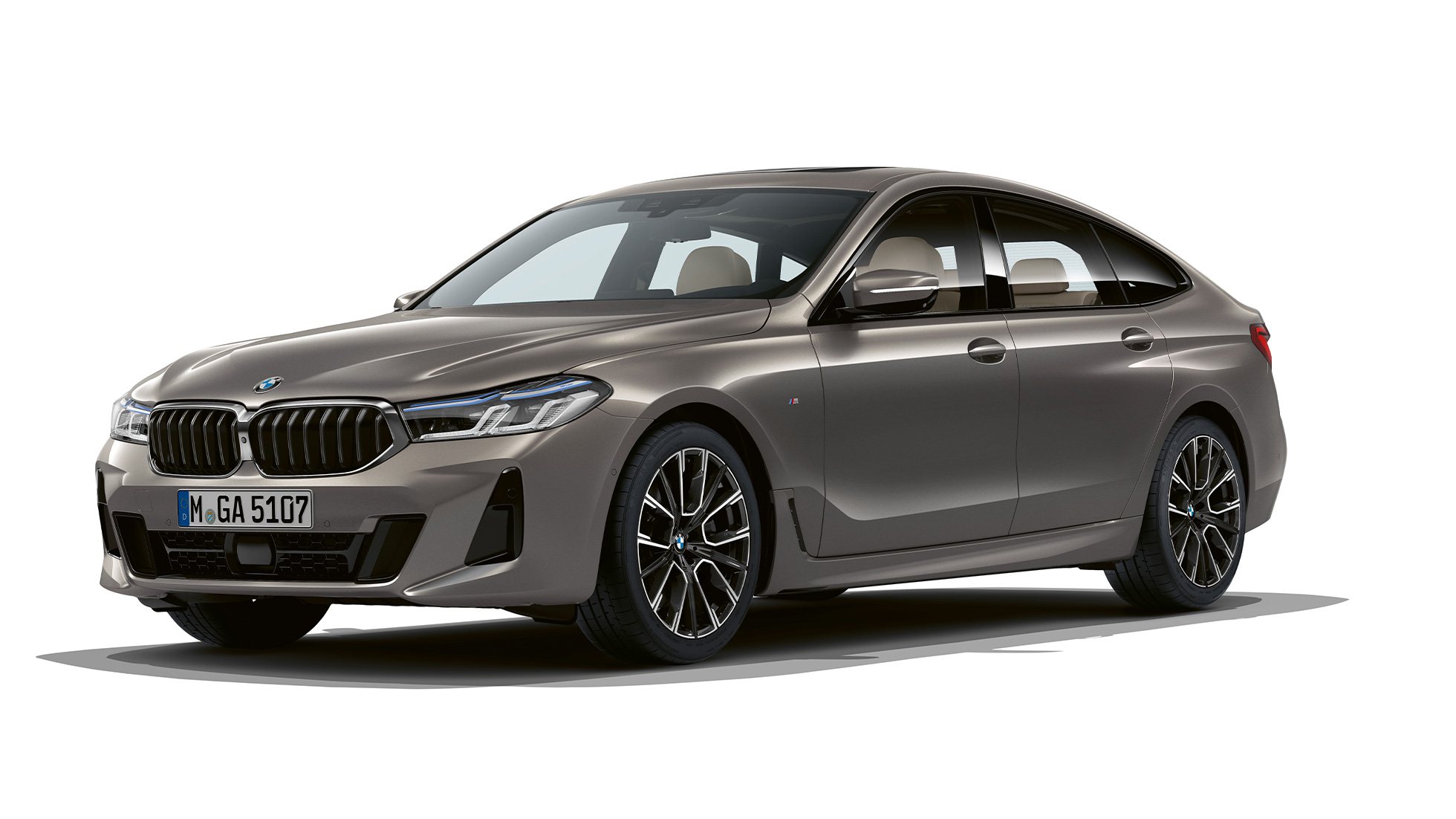 BMW Серия 6 Гран Туризмо М Спортен пакет G32 2020 BMW Серия 6 Гран Туризмо G32 640d xDrive 2020 M Спортен Пакет Bernina Grey Bernsteineffekt три четвърти изглед отпред