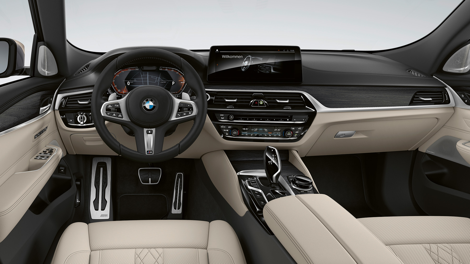 Кокпит BMW Серия 6 Гран Туризмо М Спортен пакет G32 2020 BMW Серия 6 Гран Туризмо G32 640i xDrive 2020 M Спортен пакет кожена тапицерия ‘Nappa’ Ivory White интериор