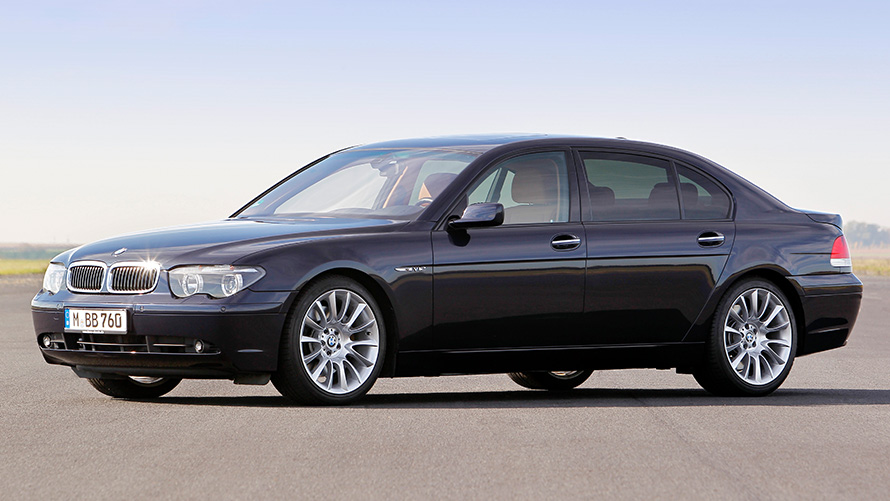 BMW Серия 7 (E66) 7/8 изглед отстрани в покой BMW Серия 7 (E66) 7/8 изглед отстрани в покой
