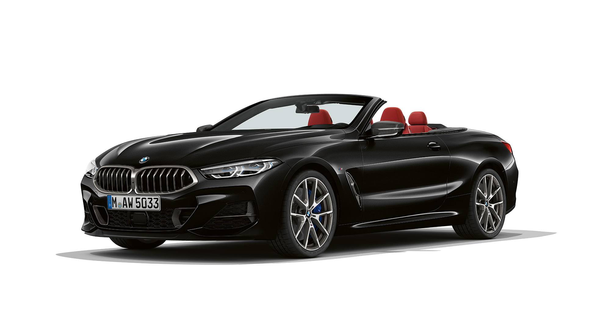 BMW M850i xDrive, Carbon Black metallic, 3/4 изглед отпред. BMW M850i xDrive, Carbon Black metallic, 3/4 изглед отпред.