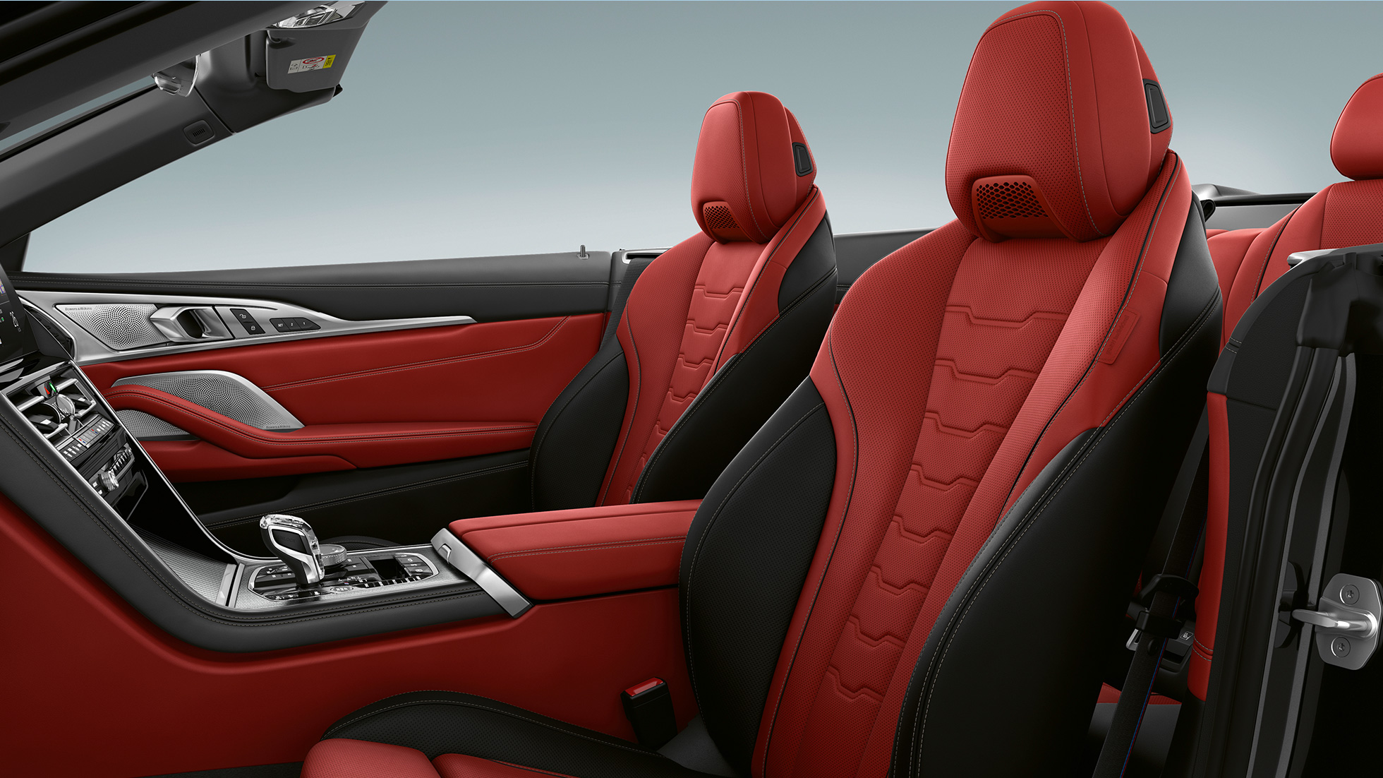 BMW M850i xDrive, Carbon Black metallic, разширено кожено оборудване BMW Individual Merino Fiona Red/Black. BMW M850i xDrive, Carbon Black metallic, разширено кожено оборудване BMW Individual Merino Fiona Red/Black.