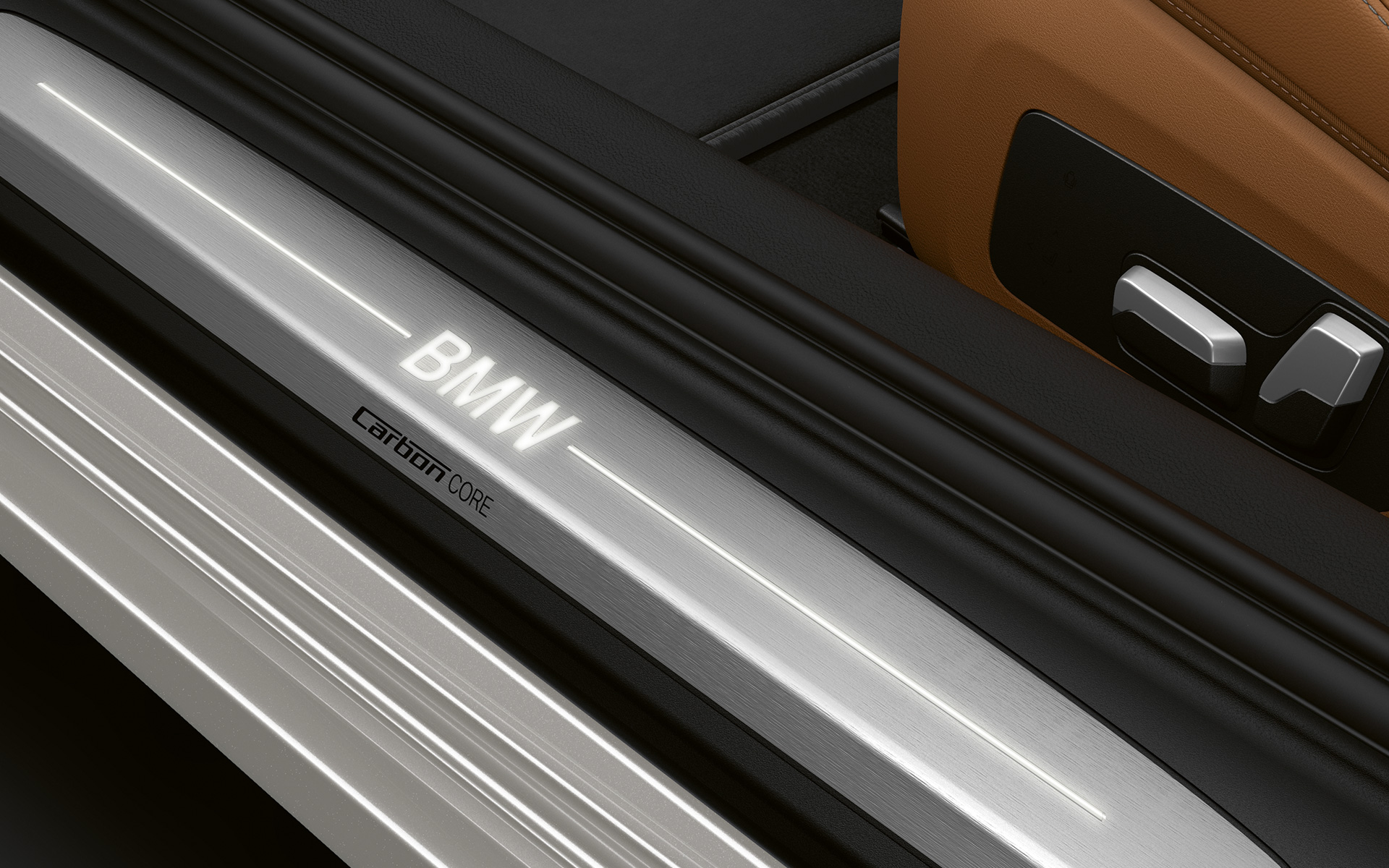 BMW Серия 8 Купе, лайстна на прага с лого на BMW Снимка отблизо на лайстната на прага на BMW Серия 8 Купе с лого на BMW