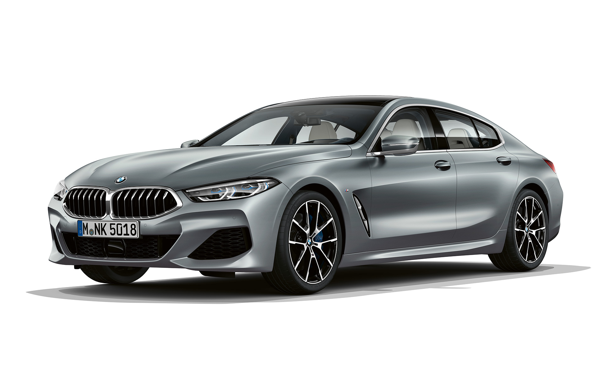 Frozen Temptation, три четвърти изглед отпред BMW Серия 8 Гран Купе, Frozen Temptation, три четвърти изглед отпред