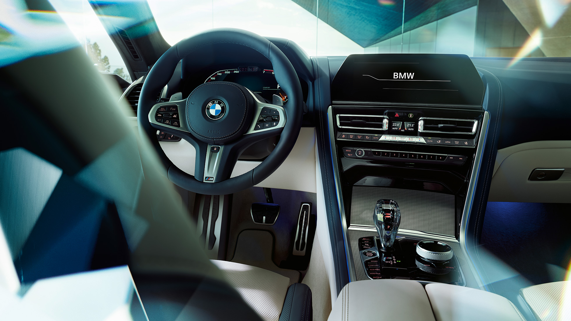 Вътрешен дизайн кокпит BMW Серия 8 Гран Купе, вътрешен дизайн кокпит