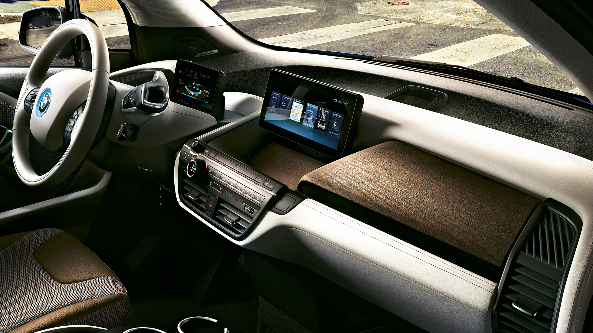 BMW i3 2018 интериор BMW i3 I01 2018 интериор контролен дисплей