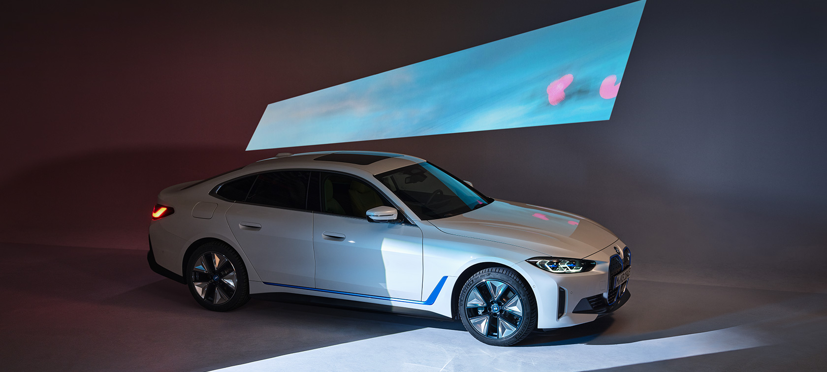 BMW i4 2021 G26 снимка 1 BMW i4 2021 G26 напълно електрическо Гран Купе електромобил снимка 1