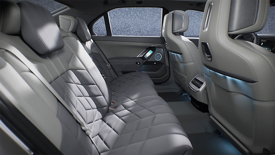 BMW i7 G70 Private Lounge видео BMW i7 G70 Private Lounge в задната част във видео