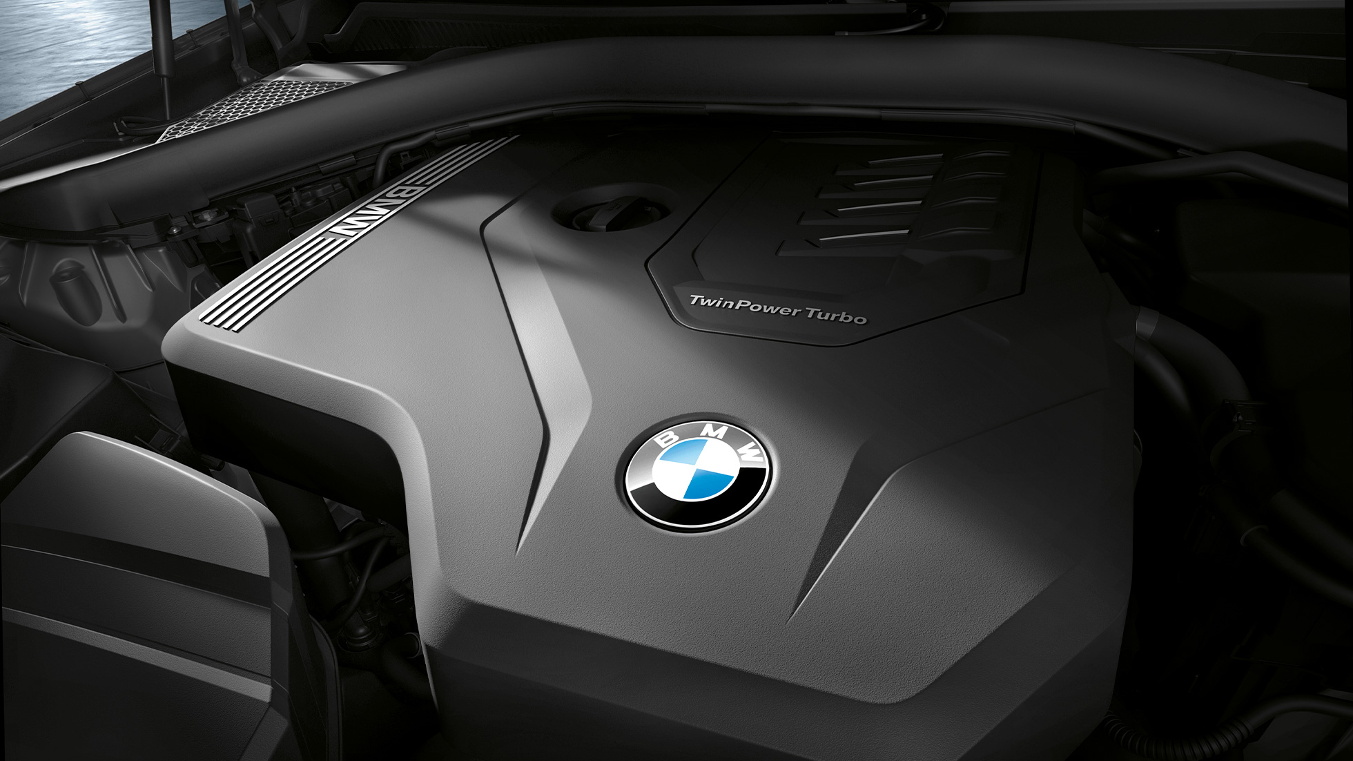 Двигател BMW M340i xDrive Седан Двигател BMW M340i xDrive Седан G20 Sapphire Black metallic снимка отблизо