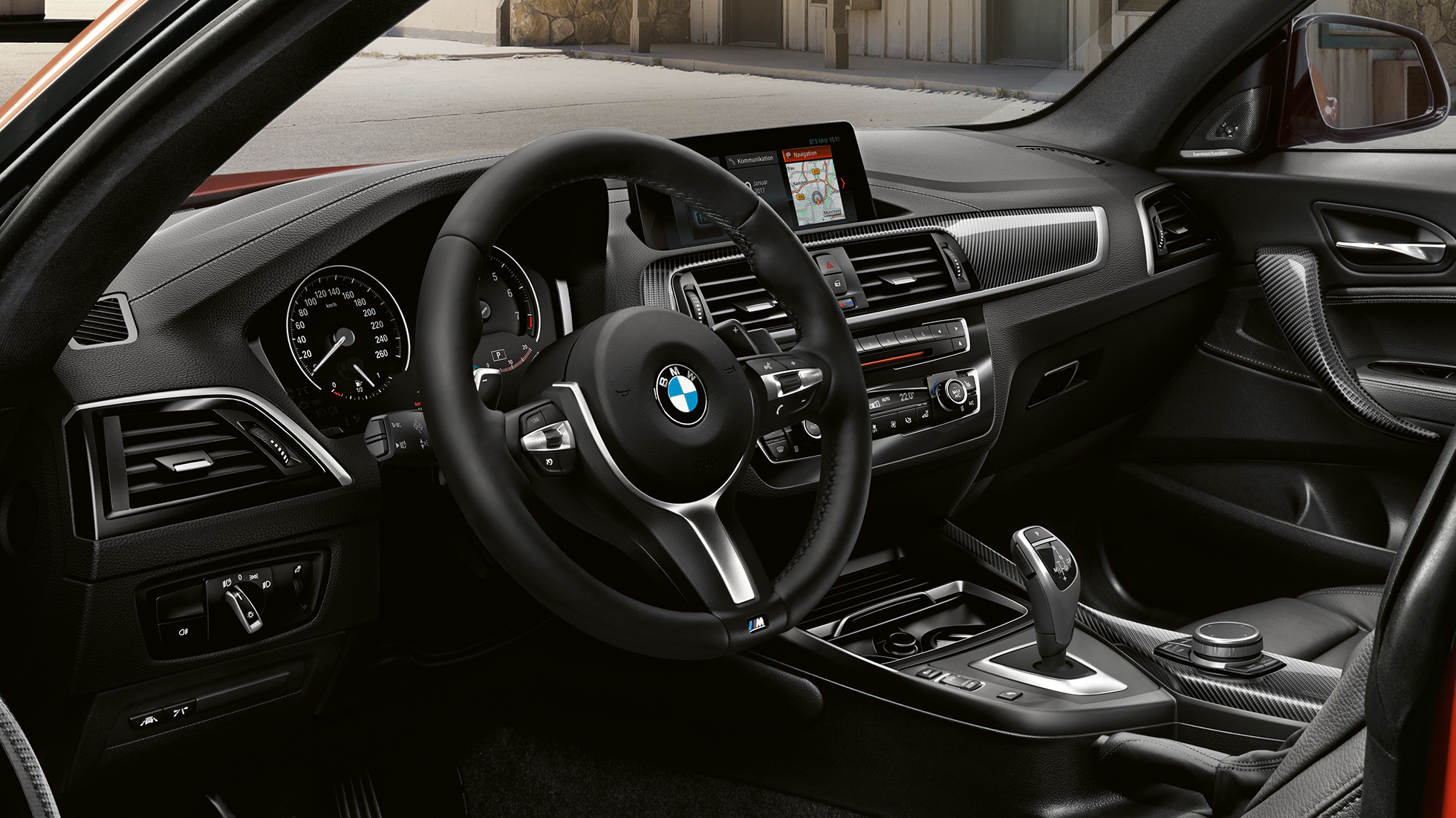 Кокпит BMW M240i Купе Кокпит BMW M240i Купе F22 2017 Sunset Orange metallic интериор