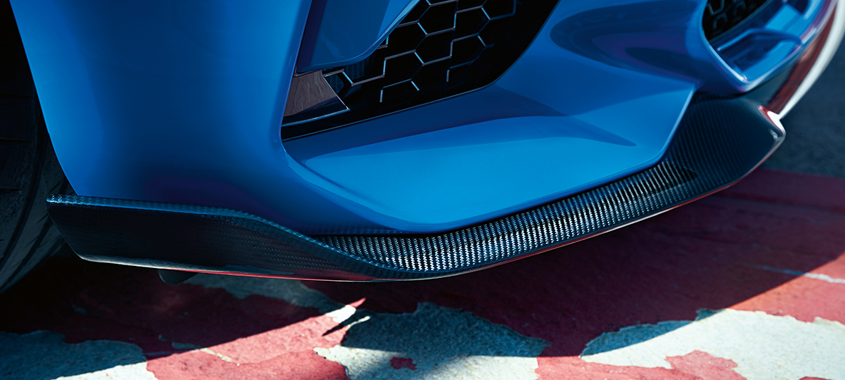 Преден сплитер BMW M2 CS Преден сплитер BMW M2 CS Misano Blue metallic снимка отблизо