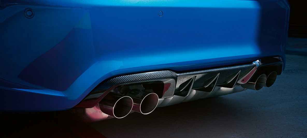 Заден дифузор BMW M2 CS Заден дифузор BMW M2 CS F87 Misano Blue metallic снимка отблизо
