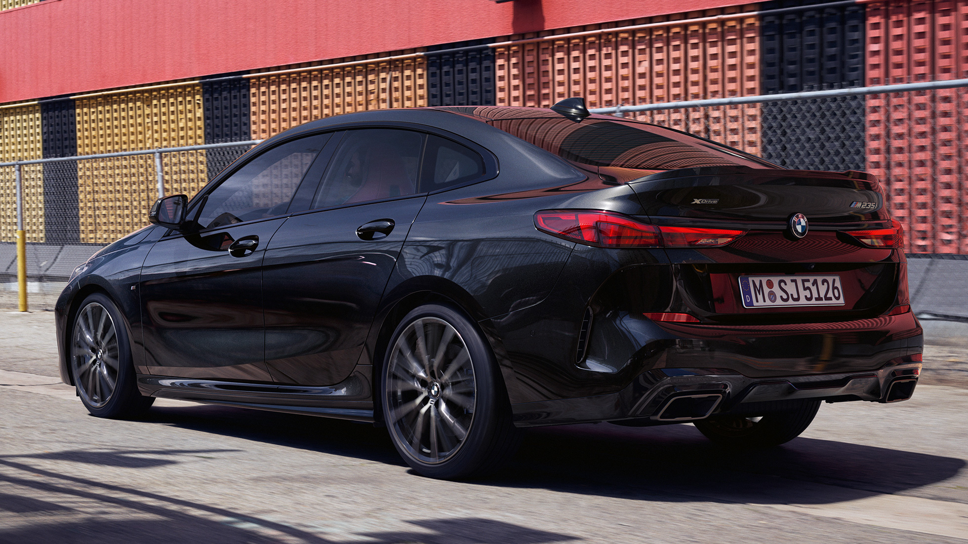 BMW M235i xDrive Гран Купе три четвърти изглед отзад BMW M235i xDrive Гран Купе 2020 Black Sapphire metallic F44 три четвърти изглед отзад екстериор