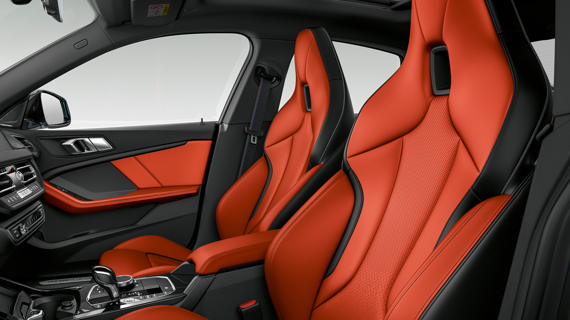 Интериор BMW M235i xDrive Гран Купе Премиум интериор BMW M235i xDrive Гран Купе 2020 F44 интериор