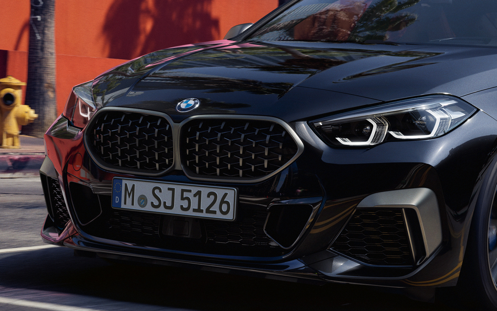 Дизайн на предната част BMW M235i xDrive Гран Купе F44 Дизайн на предната част BMW M235i xDrive Гран Купе F44 2020 Black Sapphire metallic
