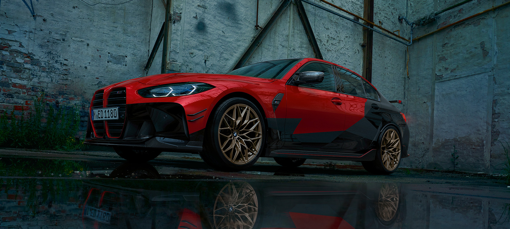 BMW M3 Седан G80 2020 с BMW M Performance Parts BMW M3 Седан G80 2020 три четвърти изглед отстрани с BMW M Performance Parts