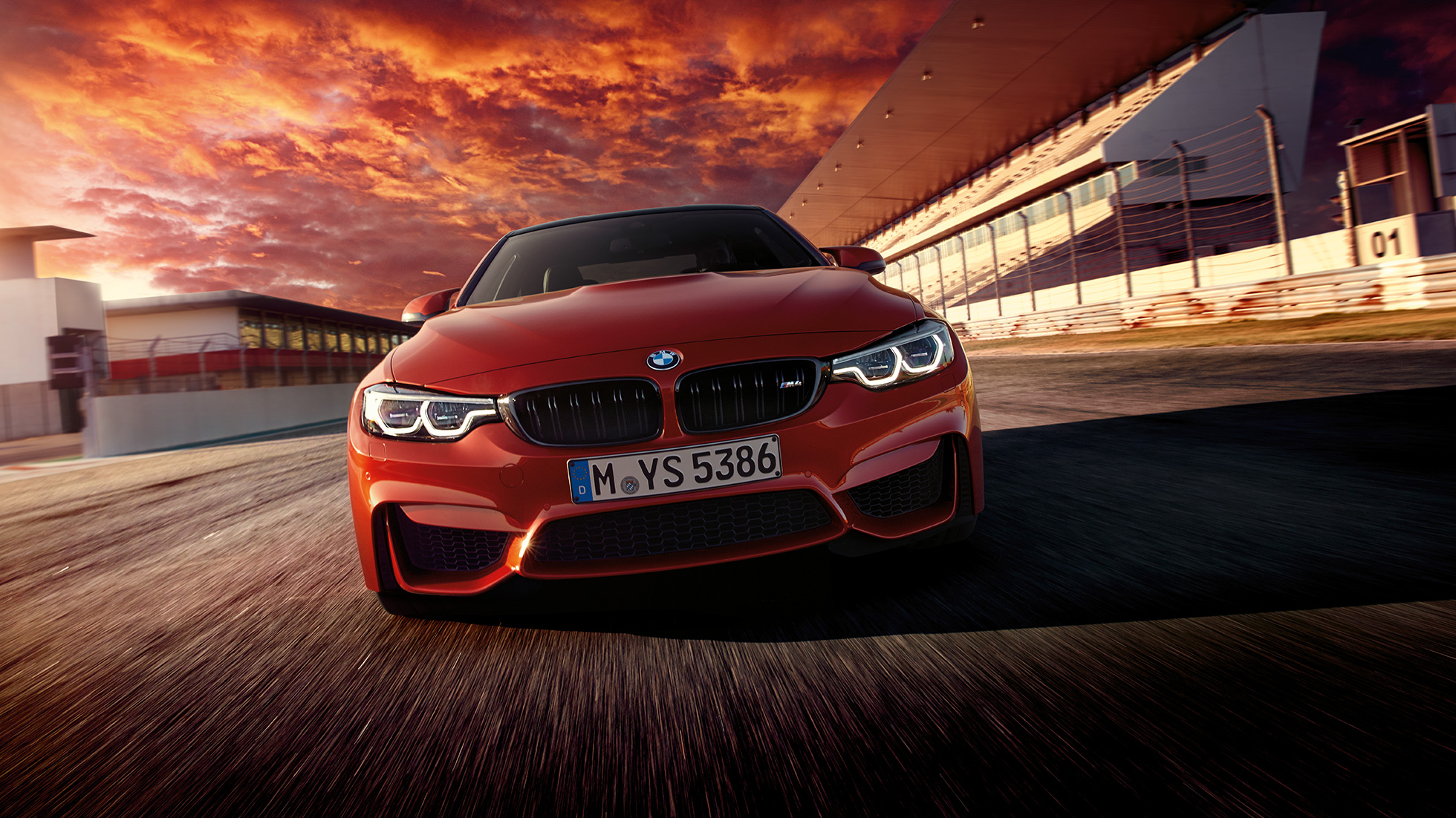 BMW M4 Купе, предна част. BMW M4 Купе, дизайн, предна част.