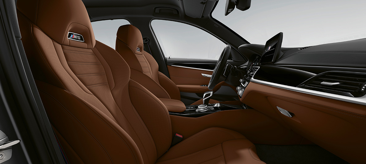 BMW Individual BMW M5 Седан F90 2020 пълно кожено оборудване BMW Individual 'Merino’ Tartufo/Black BMW Individual BMW M5 Седан F90 LCI Facelift 2020 пълно кожено оборудване BMW Individual 'Merino’ Tartufo/Black интериор