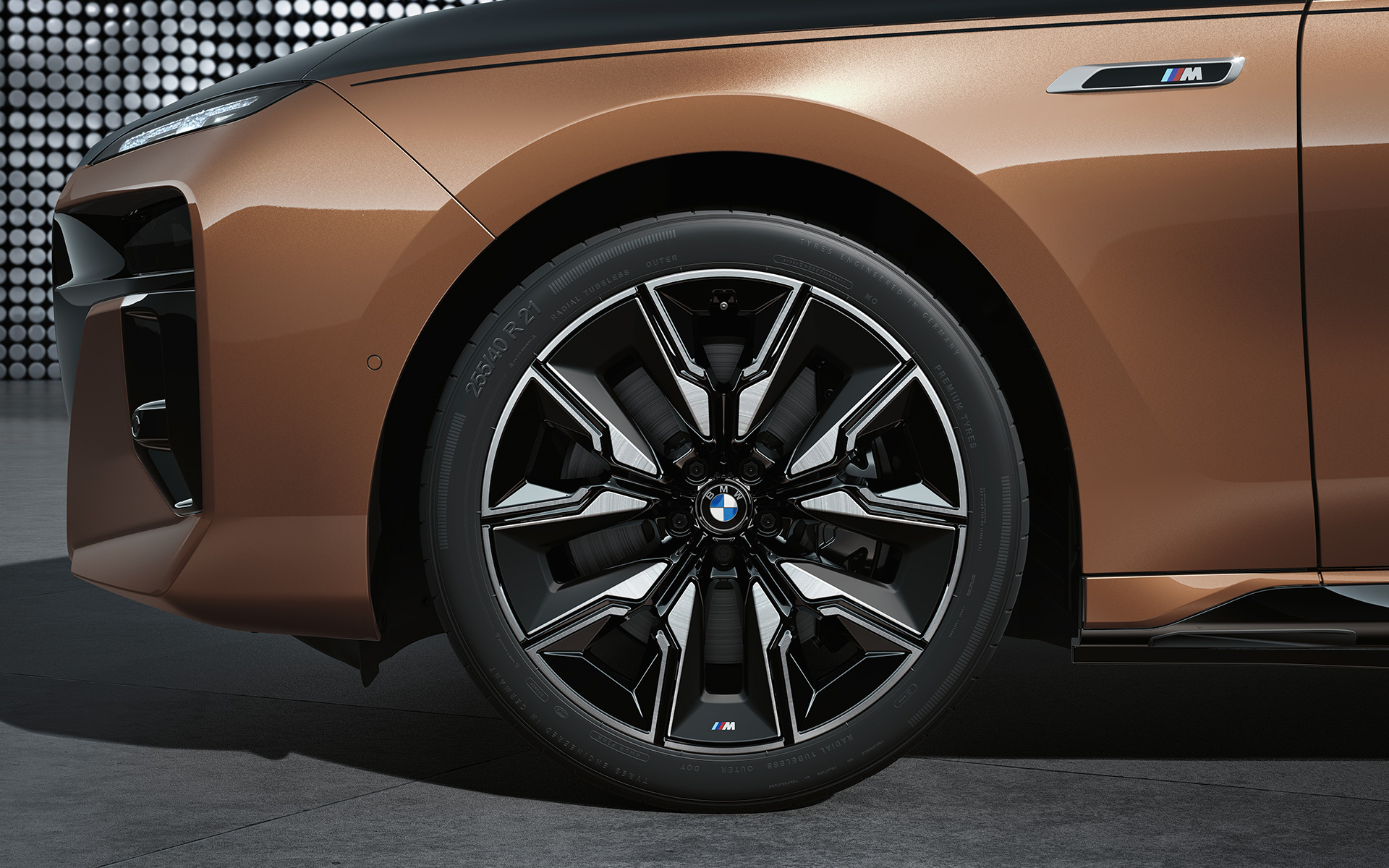 BMW i7 M70 xDrive G70 21” М аеродинамични джанти 909 M Multicolor 