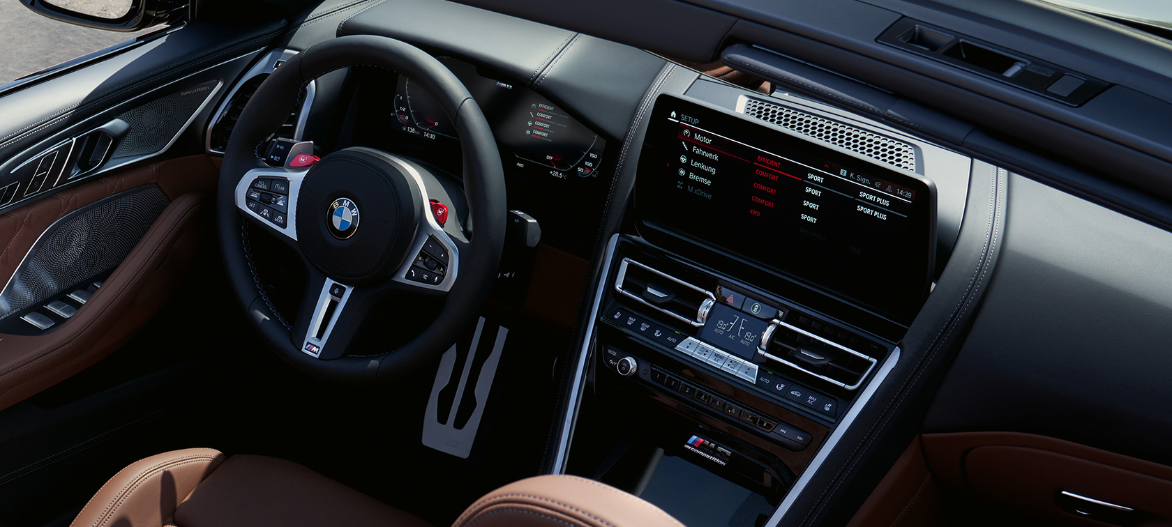 BMW M8 Competition Кабриолет F91 LCI фейслифт 2022 кокпит контролен дисплей BMW M8 Competition Кабриолет F91 LCI фейслифт 2022 кокпит контролен дисплей