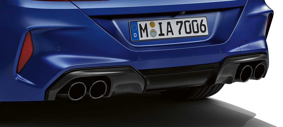 Карбонова задна броня. BMW M8 Competition Купе, задна броня на М Карбон екстериорния пакет.