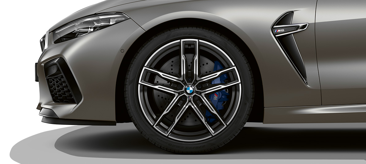 М алуминиеви джанти BMW M8 Гран Купе М алуминиеви джанти BMW M8 Гран Купе F93 2020 BMW Individual Frozen Dark Silver, изглед отстрани