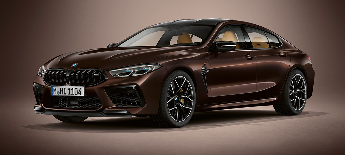 BMW M8 Competition Гран Купе BMW Individual Almandine Brown metallic BMW M8 Competition Гран Купе три четвърти изглед отпред F93 2020 BMW Individual Almandine Brown metallic три четвърти изглед отпред
