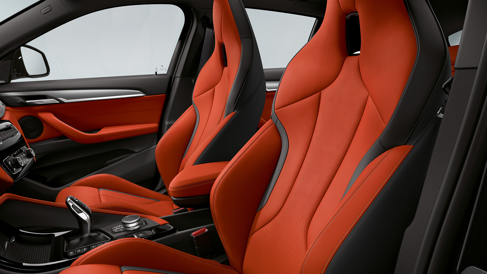 М Спортни седалки BMW X2 M35i М Спортни седалки BMW X2 M35i Sapphire F39 интериор