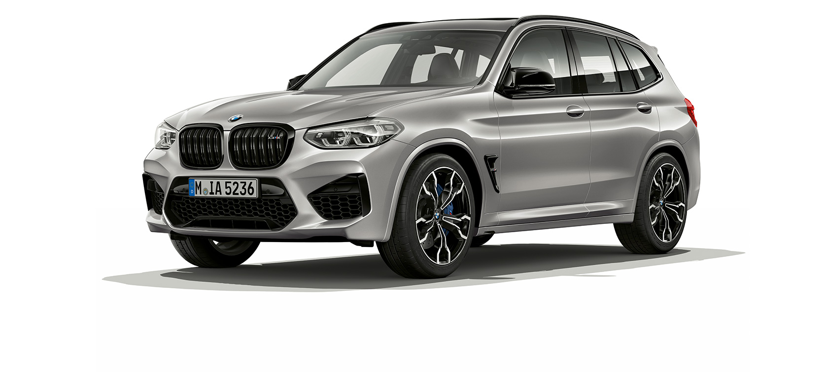 BMW X3 M Competition, три четвърти изглед отпред. BMW X3 M Competition в цвят Donington Grey metallic, екстериор, три четвърти изглед отпред.