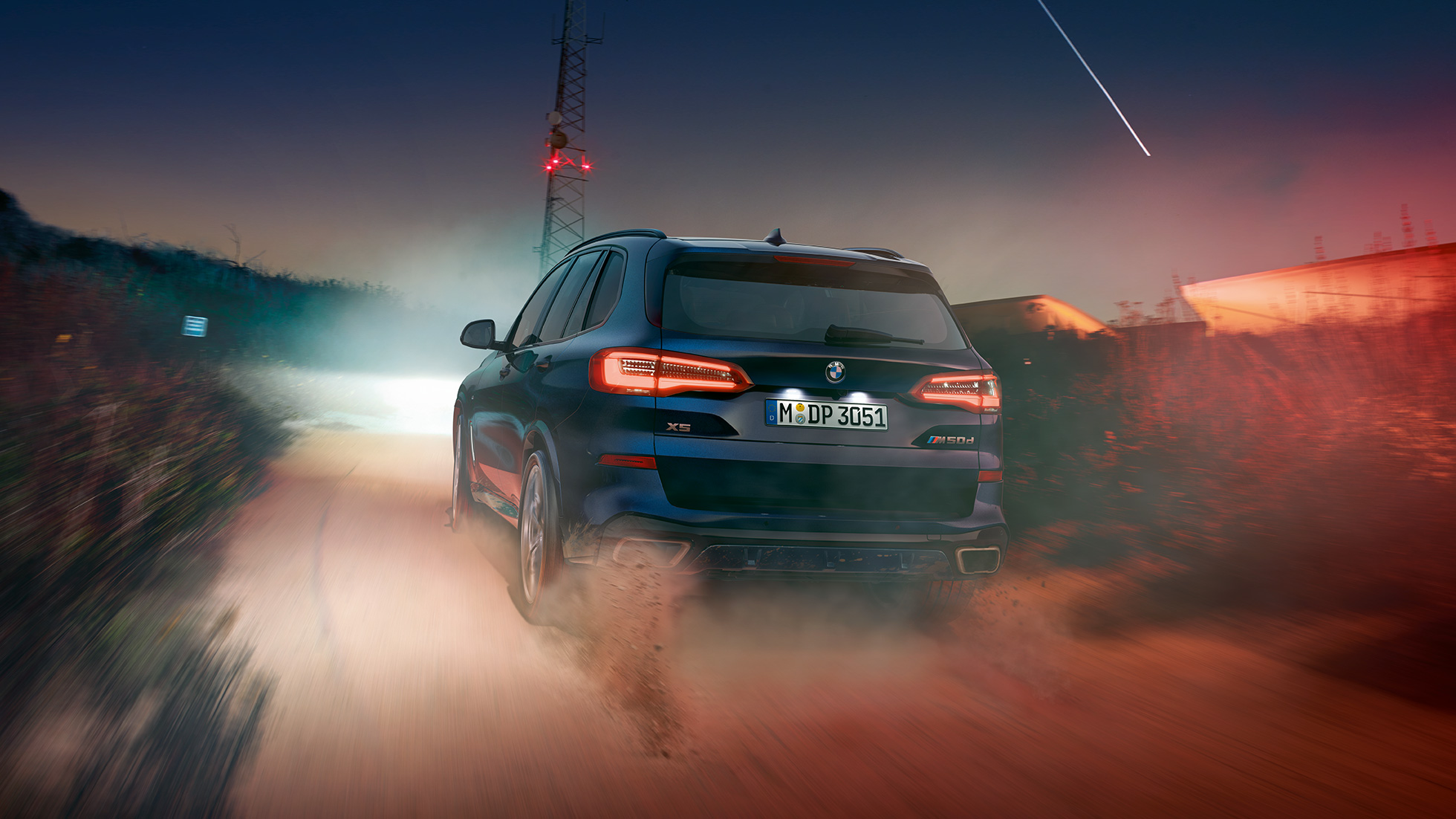 BMW X5 M50d с M TwinPower Turbo 6-цилиндров дизелов двигател BMW X5 M50d с M TwinPower Turbo 6-цилиндров дизелов двигател G05 Carbon black metallic, изглед отзад