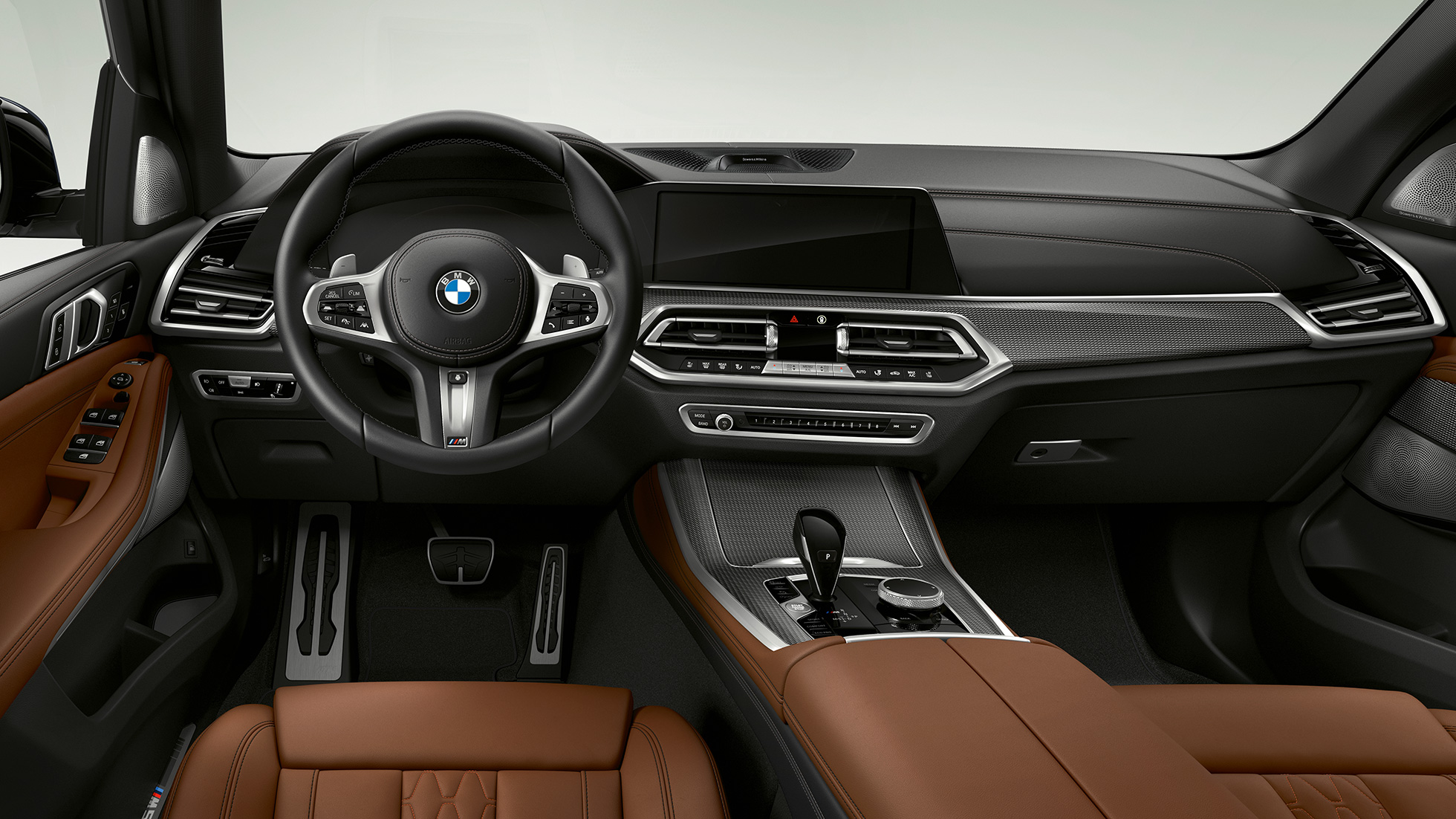 Кокпит BMW X5 M50i и M50d Кокпит BMW X5 M50i и M50d G05 интериор