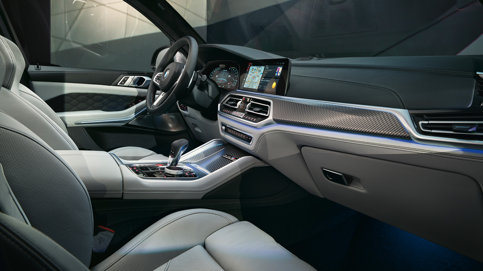 BMW X5 M Competition средна конзола с М селектор на трансмисията BMW X5 M Competition средна конзола с М селектор на трансмисията F95, интериор