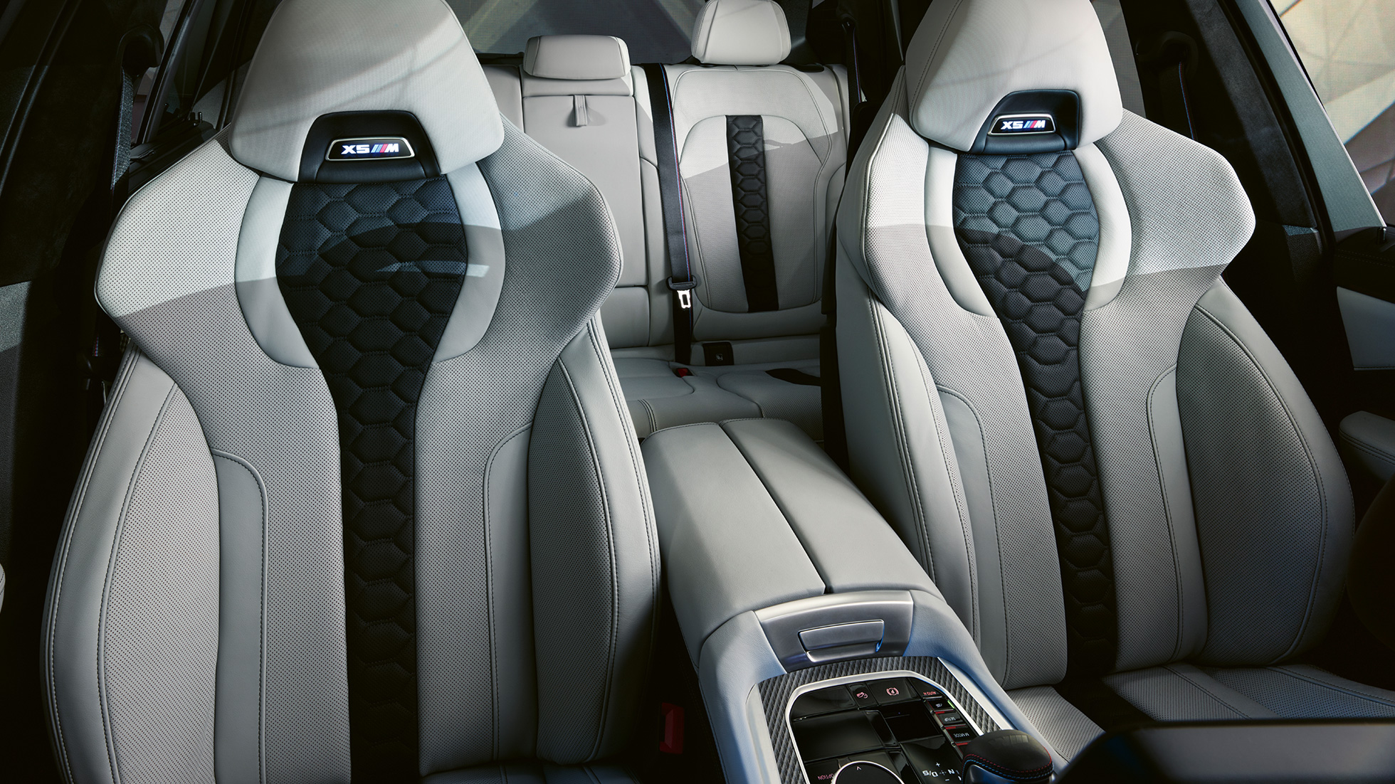 M Мултифункционални седалки BMW X5 M Competition M Мултифункционални седалки с осветено лого X5 M BMW X5 M Competition F95, интериор